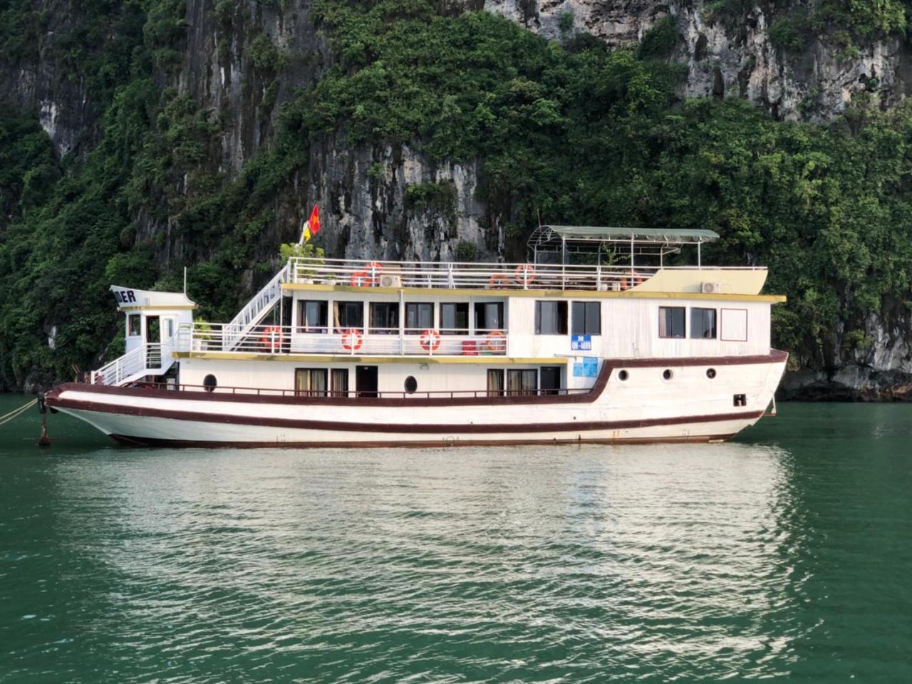 Hotel Halong Lavender Cruises Ha Long Esterno foto