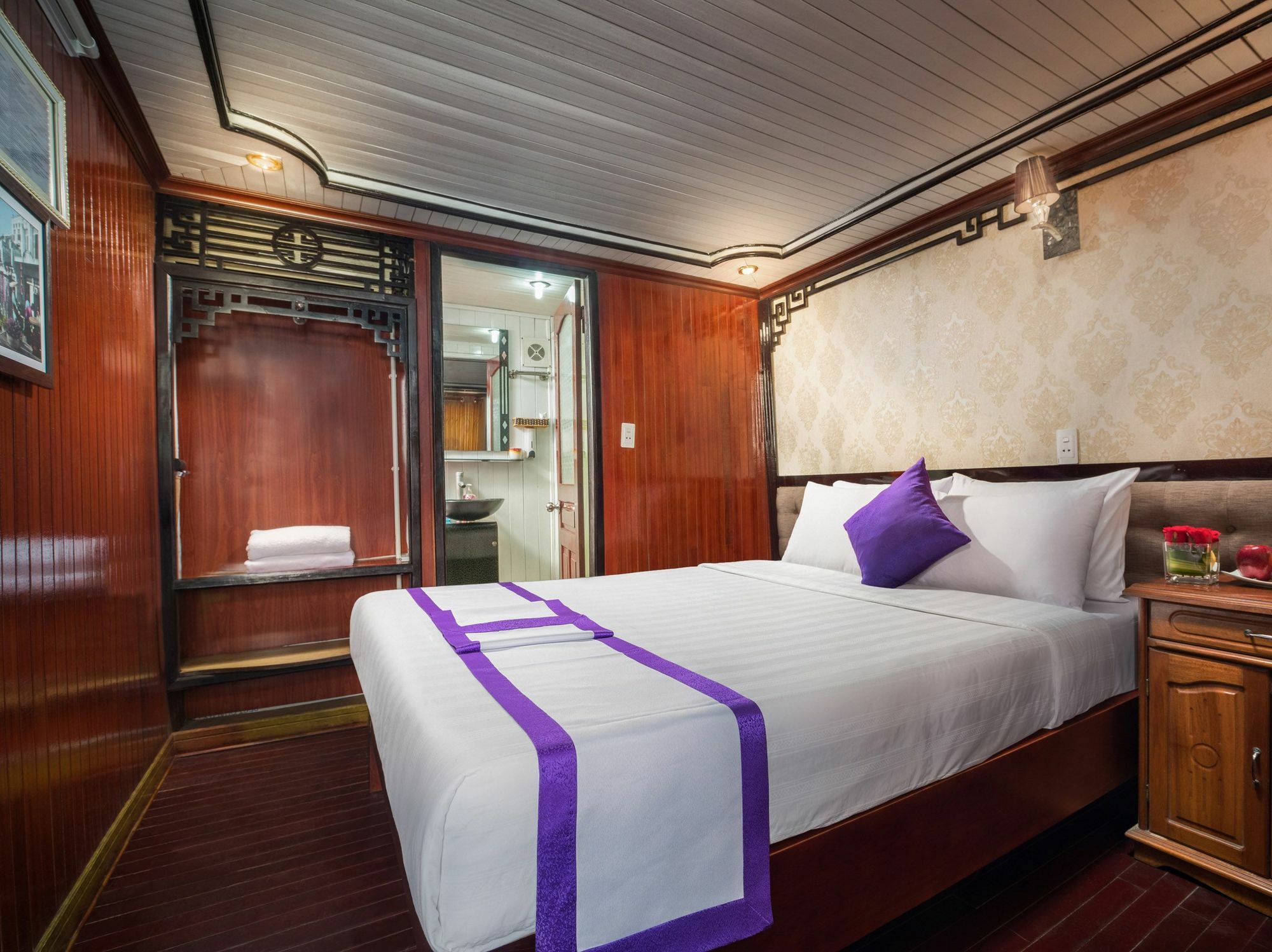 Hotel Halong Lavender Cruises Ha Long Esterno foto