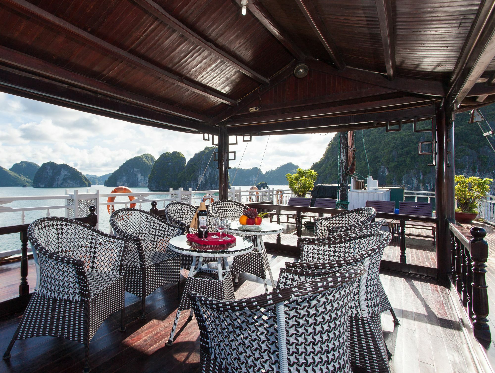 Hotel Halong Lavender Cruises Ha Long Esterno foto